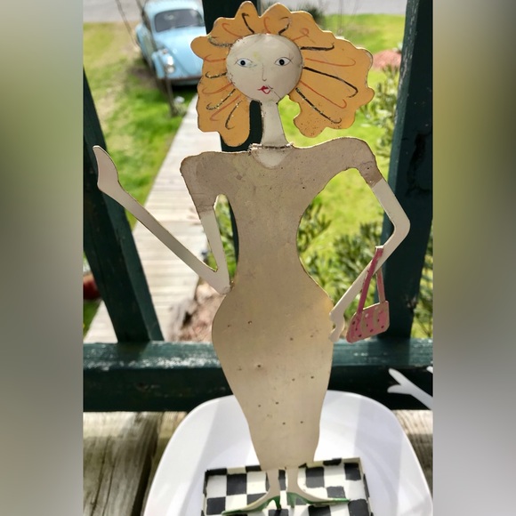 TWO’S COMPANY Metal Jewelry Lady Hanging Earrings Bracelet Necklace Rings - Picture 2 of 10